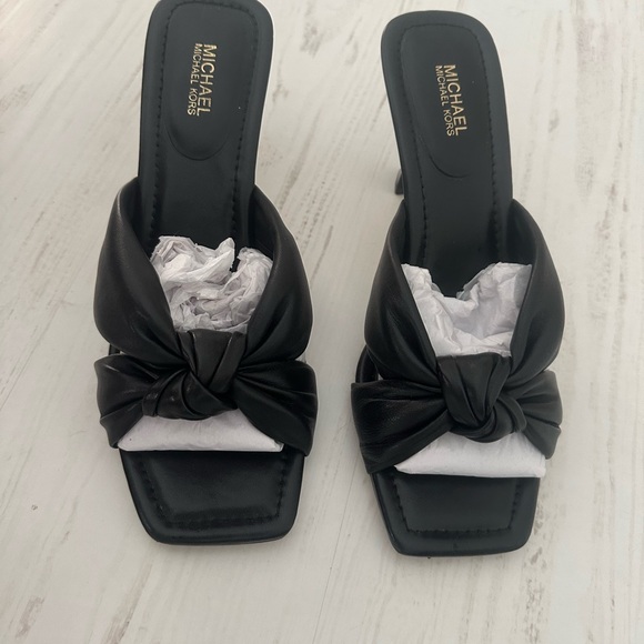 Michael Kors Elena Leather Sandal Black Kitten Heel with Elegant Knot Detail - Picture 2 of 11